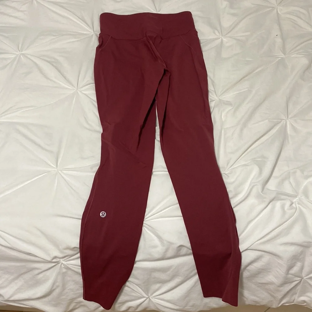 Lululemon leggings - Picture 5 of 5